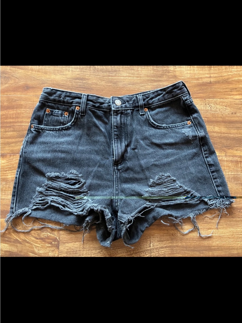 TOPSHOP Womens Juniors Denim Black Distressed Cut-Off Raw Hem Shorts Sz US 8